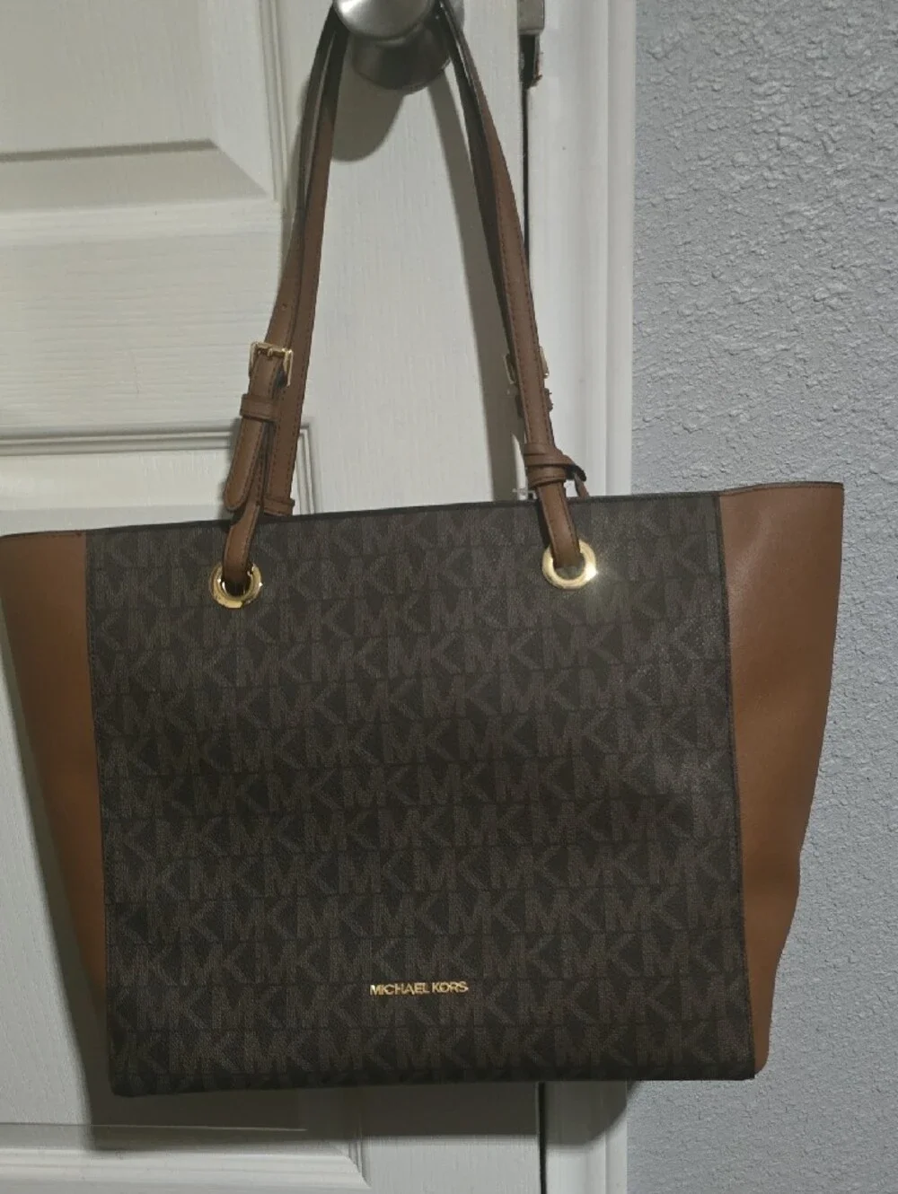 NEW Michael Kors Brown and Tan MK Signature Tote